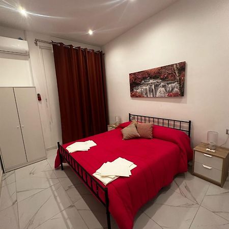 M2 Apartment Napels Buitenkant foto